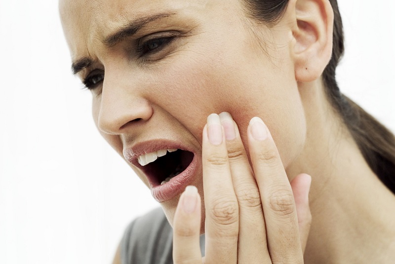 Nhổ răng khôn bị đau là một việc làm cần thiết để bảo vệ sức khỏe răng miệng và sức khỏe tổng thể